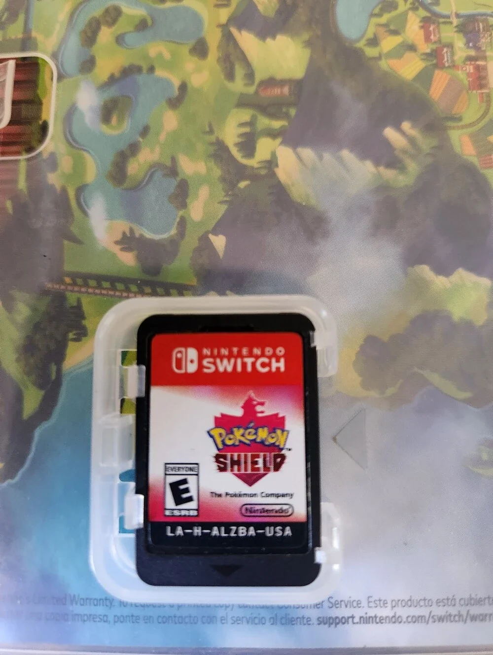 Pokemon Shield - Nintendo Switch